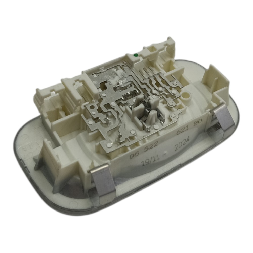 Luz Tetô Cortesia Citroen Basalt 2025 2024 3