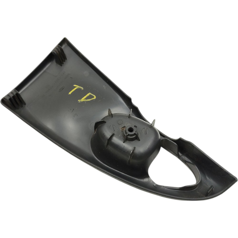 Moldura maçaneta interna traseira direita Ford Focus 2005 06 2