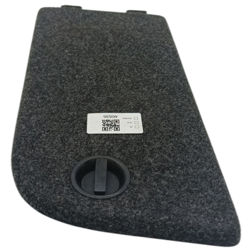 Tampa Forro Lateral Traseiro Direito Vw Tiguan 2011 2012 13 2