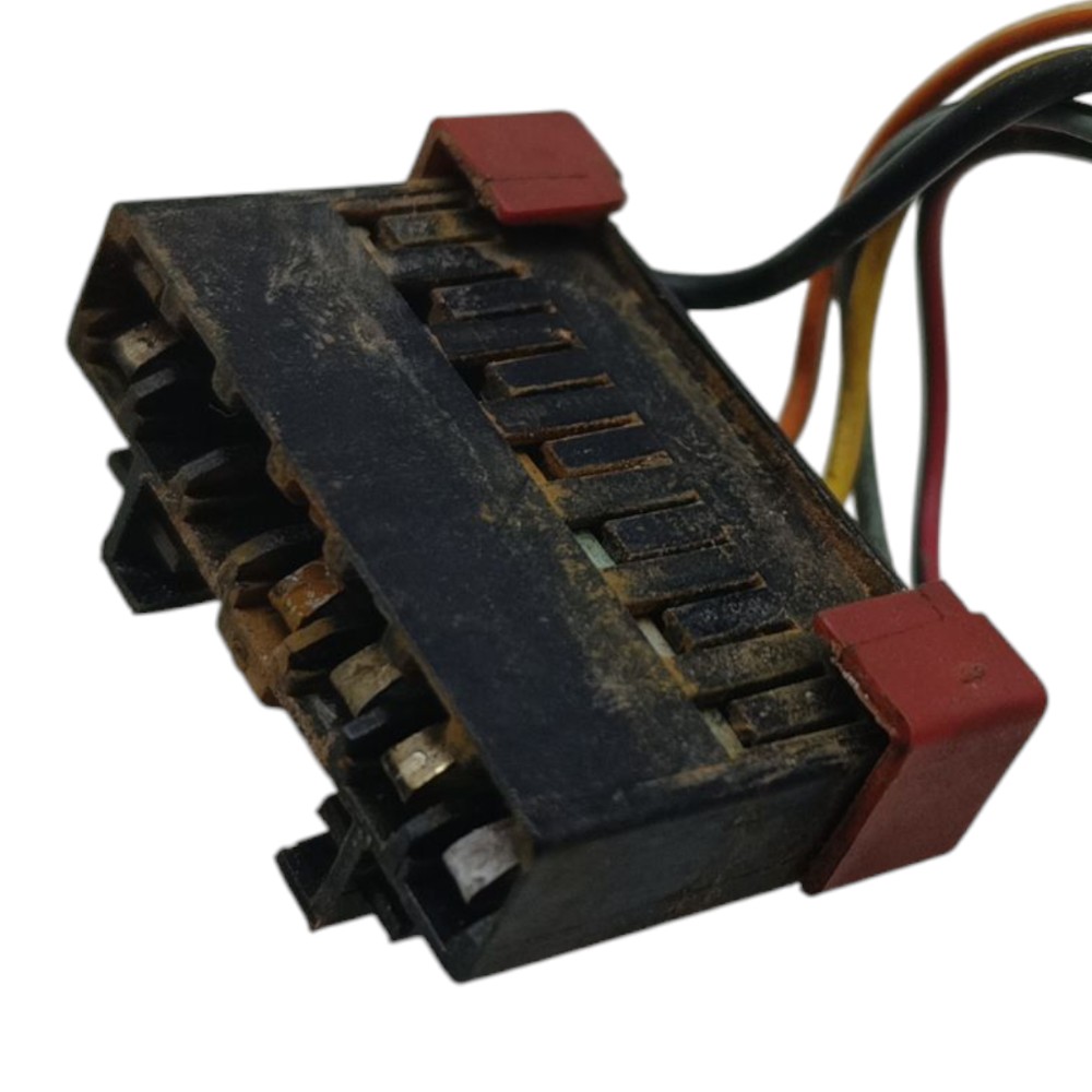 Plug Conector Lanterna Esquerda Fiat Uno Mille 2009 2010 11 4