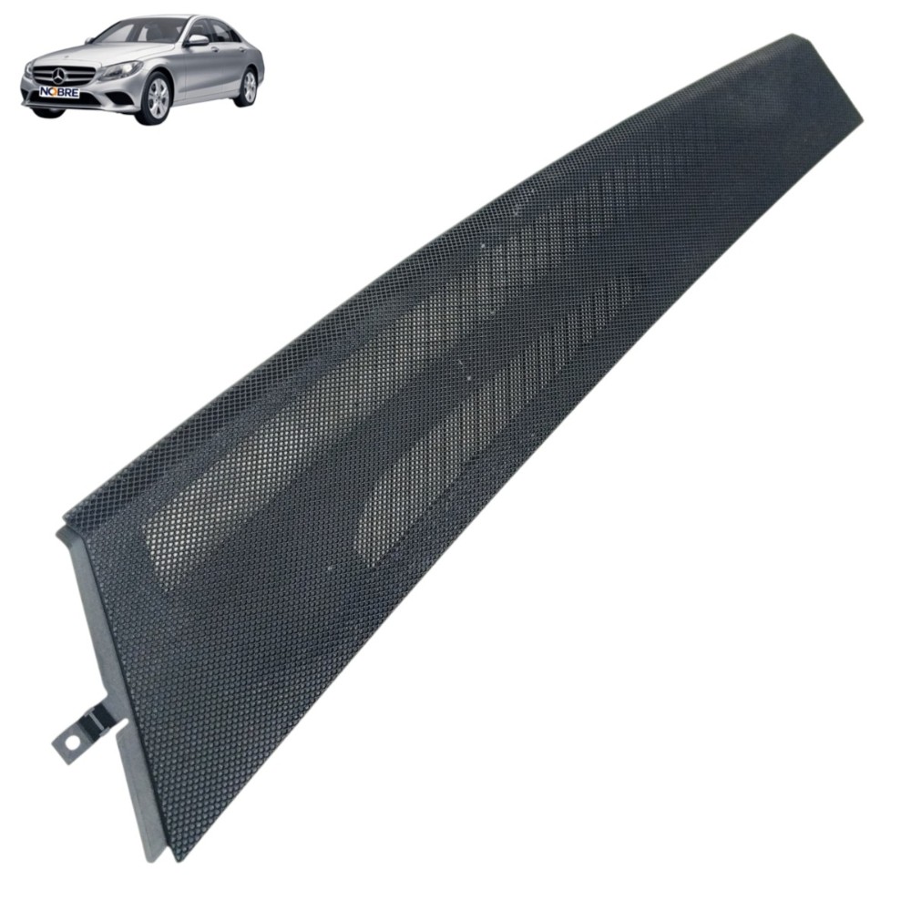 Acabamento superior direito painel Mercedes c180 coupê 2012