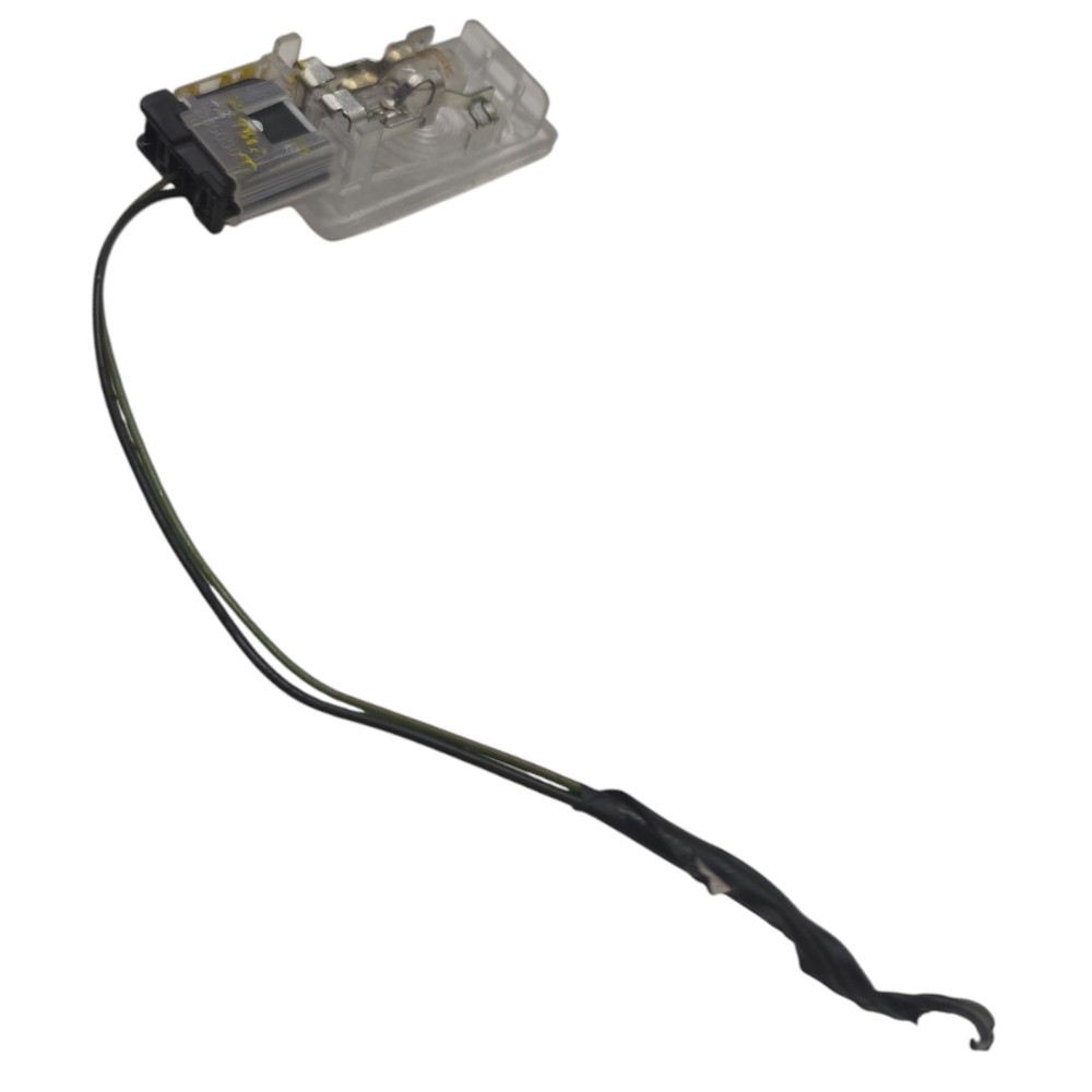 Luz Interna Porta Malas Gm Tracker 2015 2016 2017 2018 2019 3