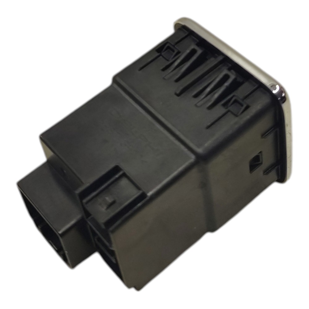 Entrada auxiliar usb console fiat argo 2024 3