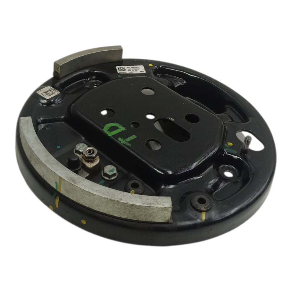 Flange sapata traseira direita Citroen basalt 2025 2024 3