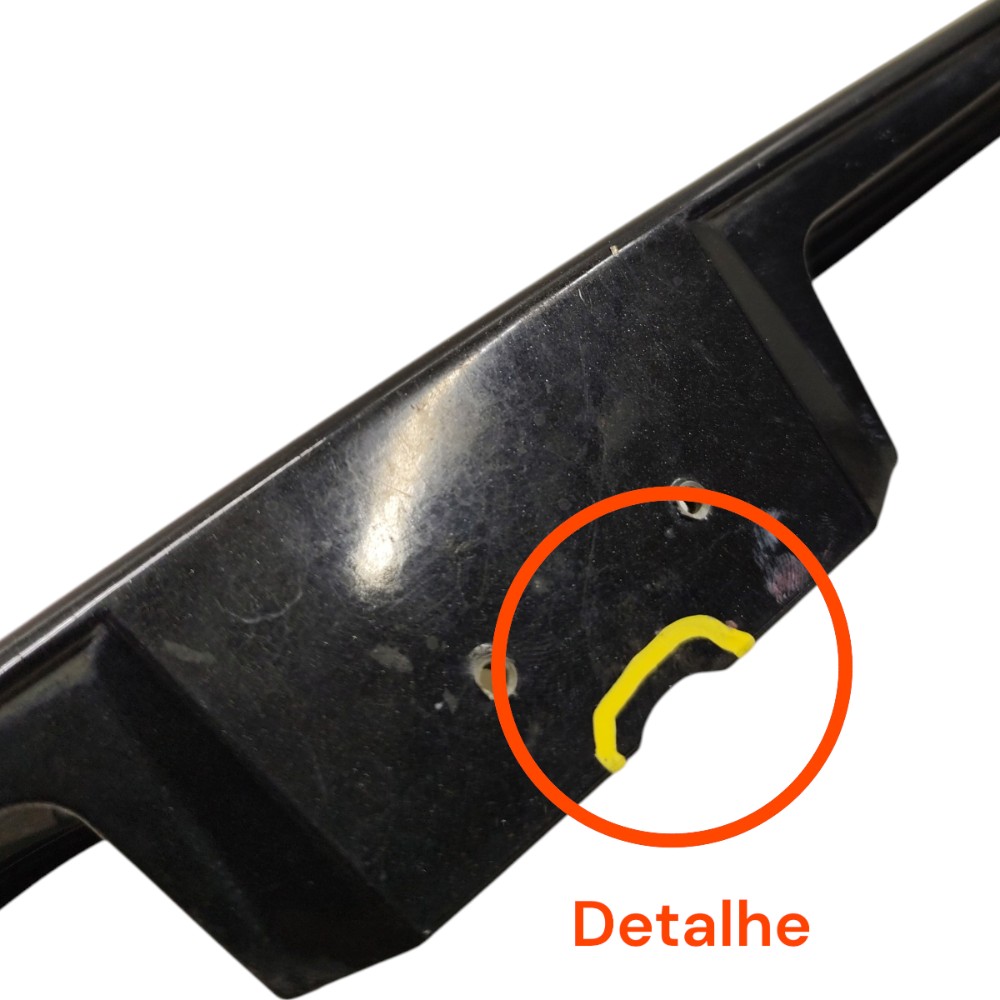 Friso Aplique Tampa Traseira Toyota Corolla 2003 04 Detalhe 4