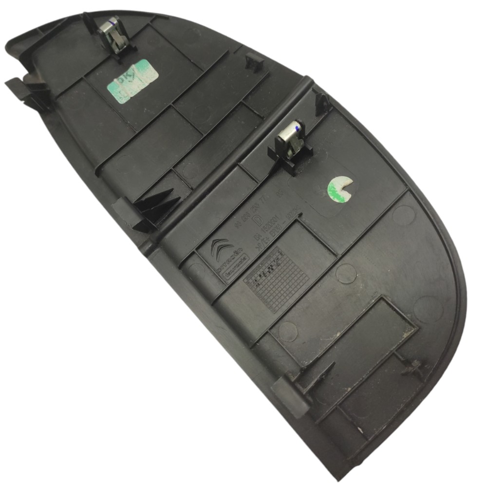 Acabamento Lateral Direito Painel Citroen C3 Aircross 2012 3