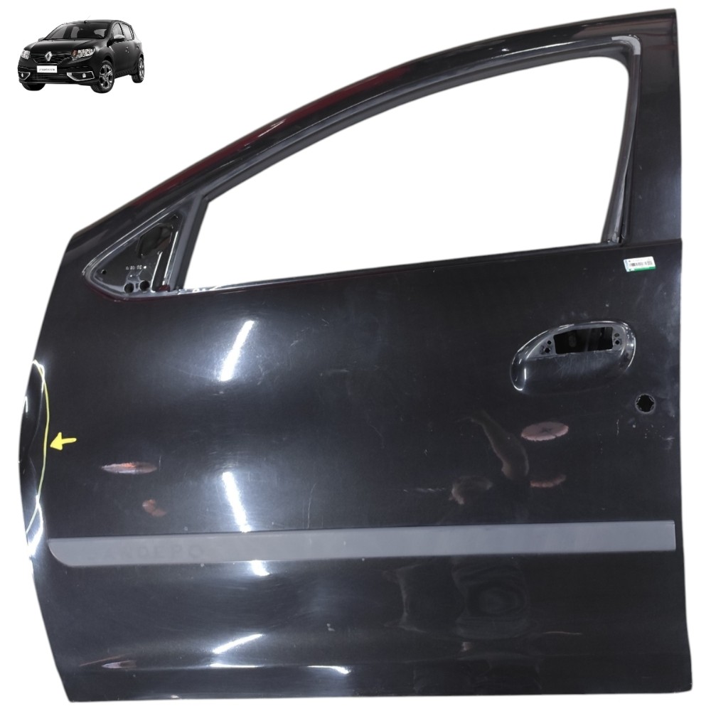 Porta dianteira esquerda Renault Sandero 2016 2017 detalhe 1