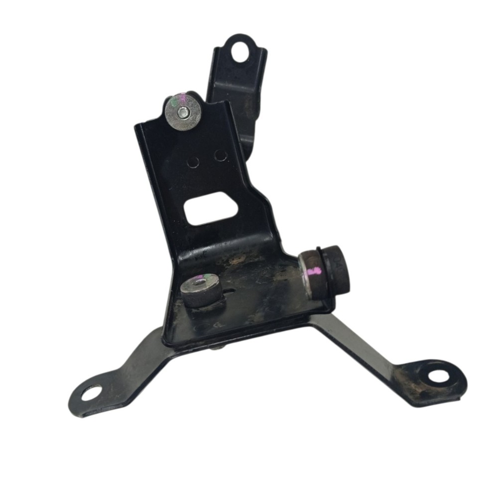 Suporte módulo ABS Mitsubishi triton l200 2.4 diesel 2024 2