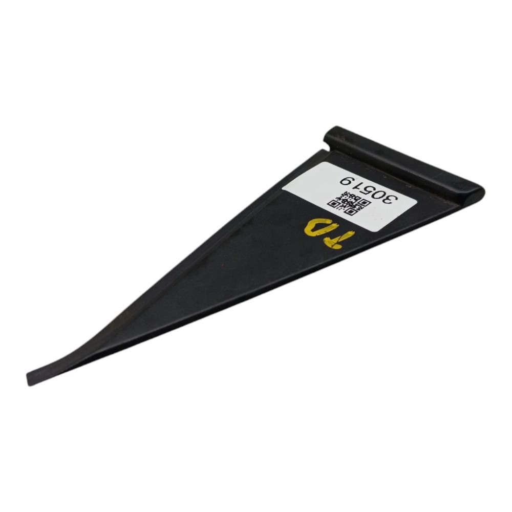 Moldura Externa Porta Traseira Direita Gm Corsa 2003 2004 05 2