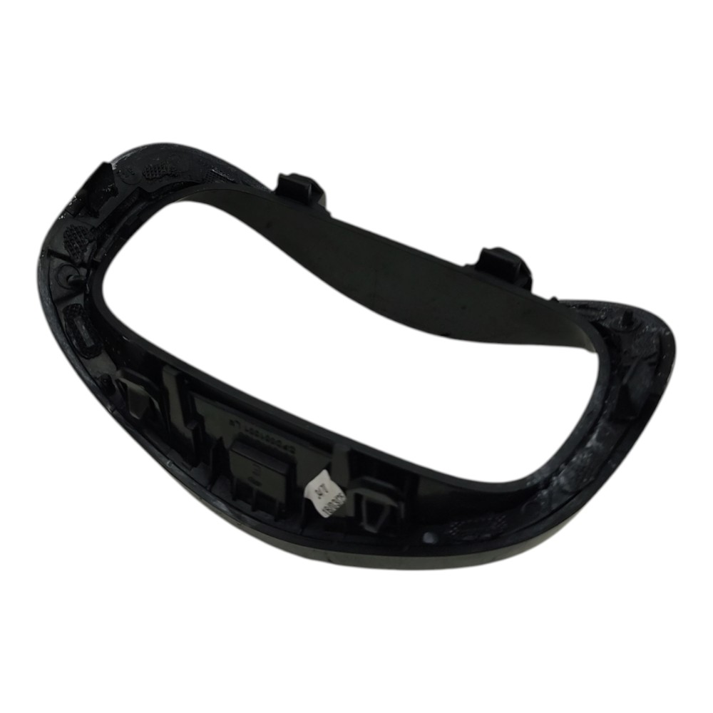 Moldura difusor ar esquerdo central painel Citroen Basalt 2025 2