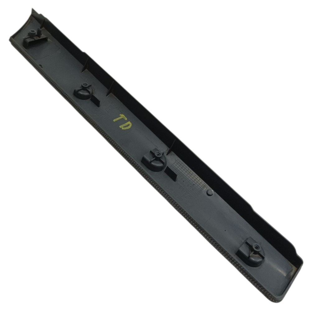 Friso Moldura Porta Traseira Direita Gm Captiva 2010 2011 12 Preto 4
