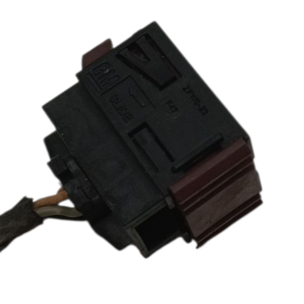 Plug Conector Fechadura Traseira Esquerda Gm Captiva 2010 11 4