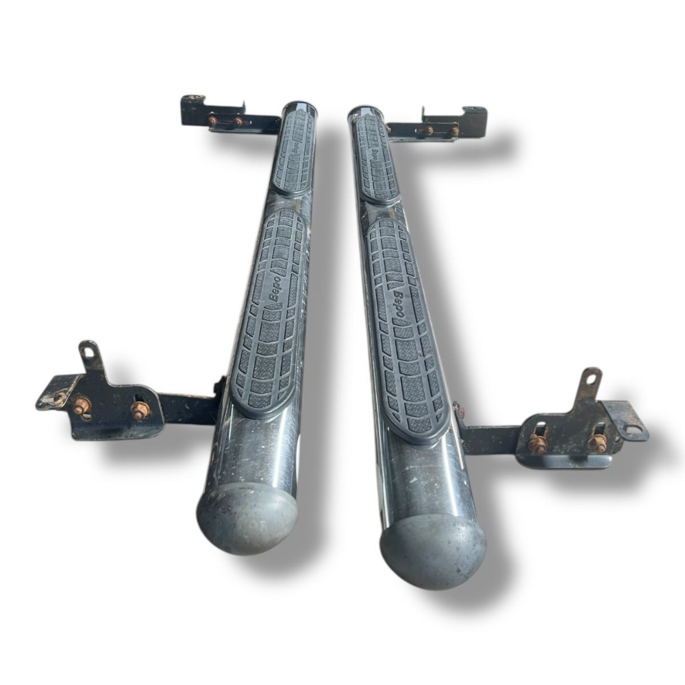 Par estribo lateral bepo Mitsubishi Pajero TR4 2005 2006 07 8