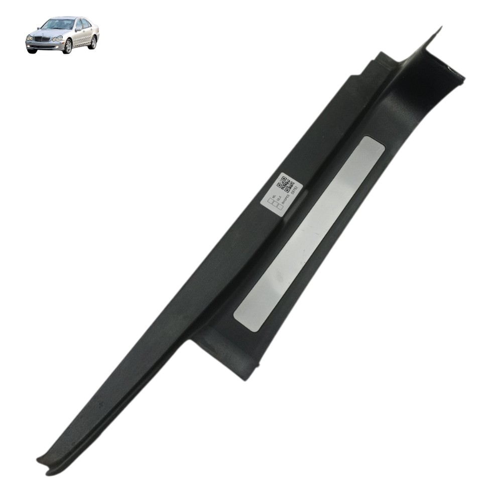 Soleira Porta Traseira Esquerda Mercedes C230k 2003 2004 Preto 1