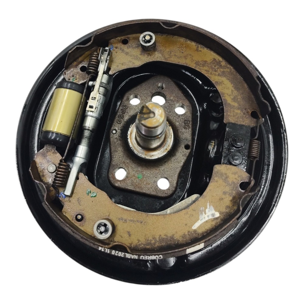 Sapata flange traseira direita Peugeot 208 2014 2015 2016 17 2