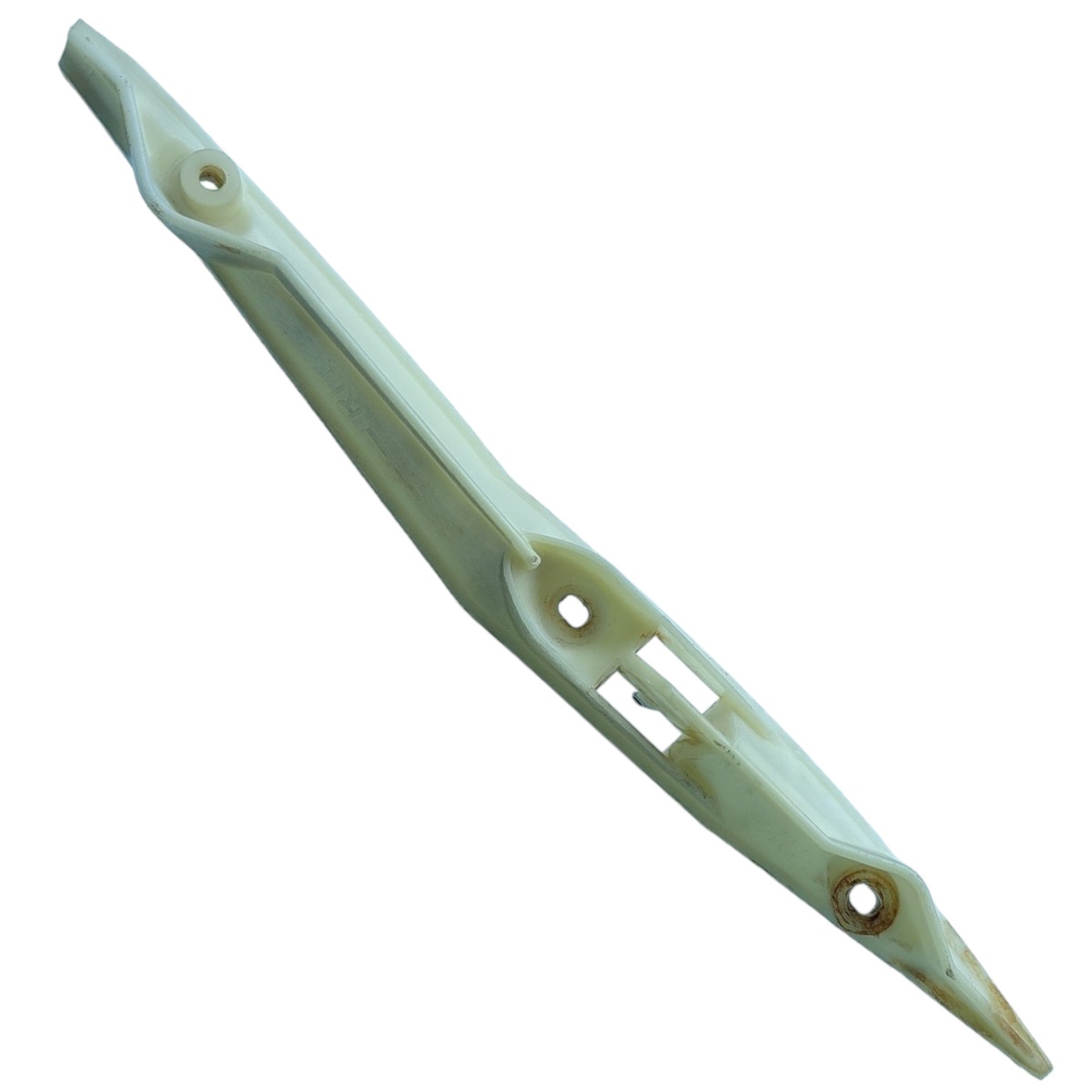 Guia Direito Parachoque Traseiro Ford Focus Sedan 2003 2004 1