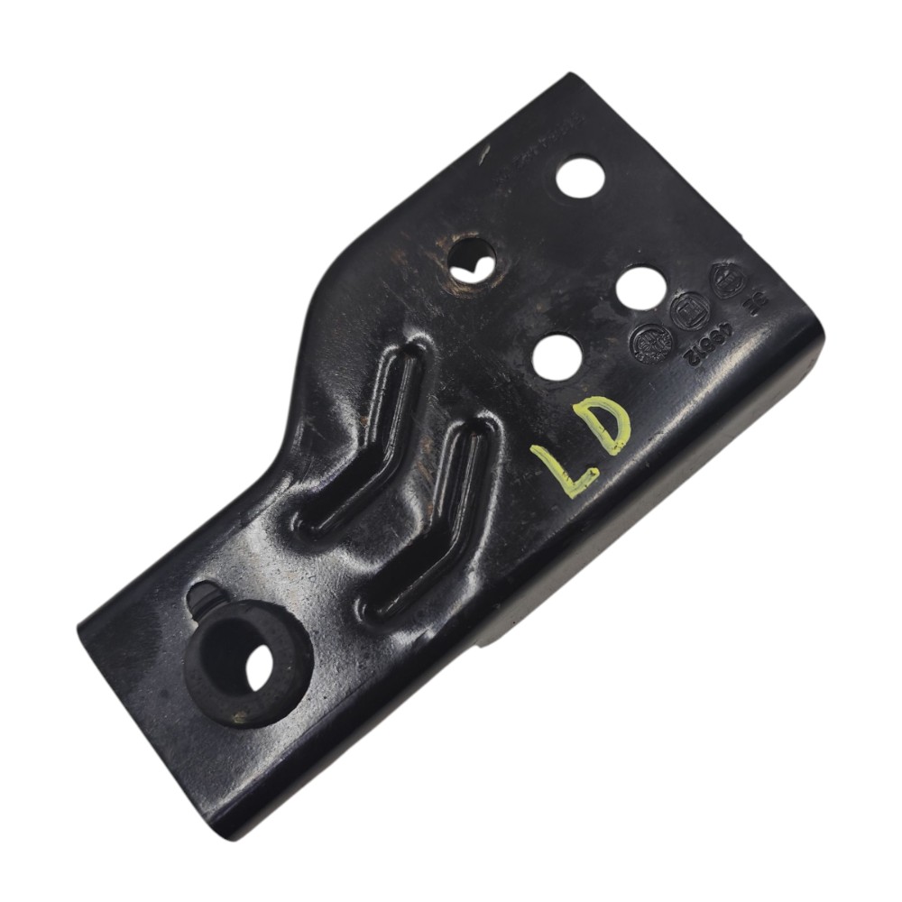 Suporte direito radiador Fiat Uno vivace 1.0 2013 2014 2015 3
