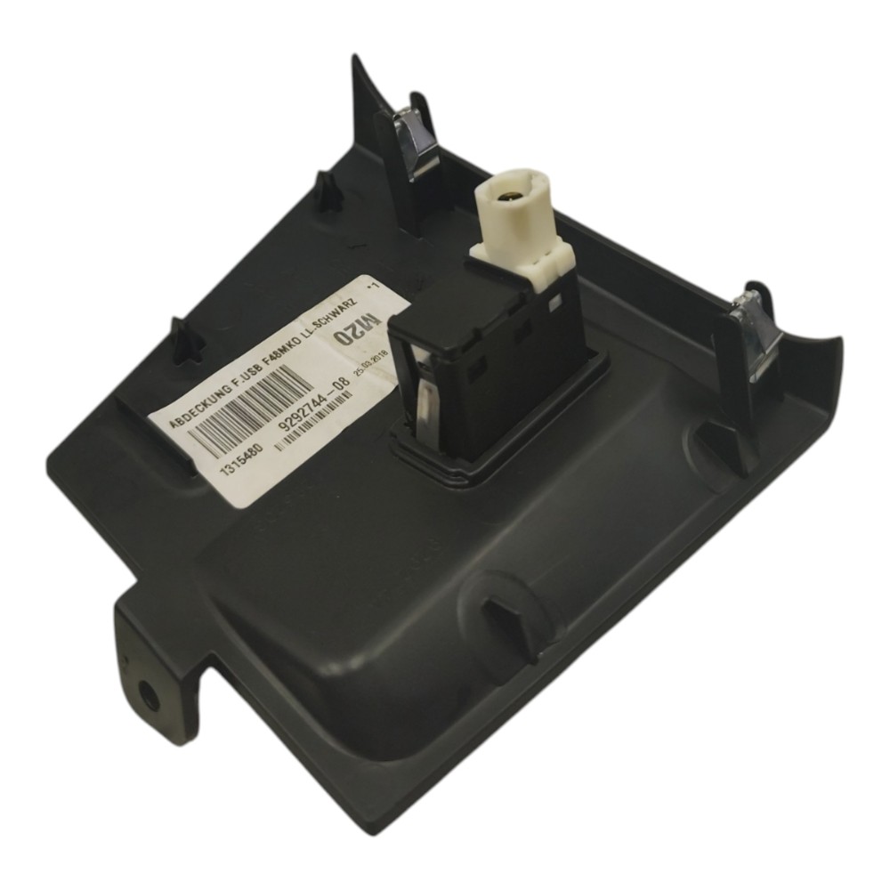 Moldura Entrada Usb Auxiliar Bmw X2 Sdrive 2018 2019 4