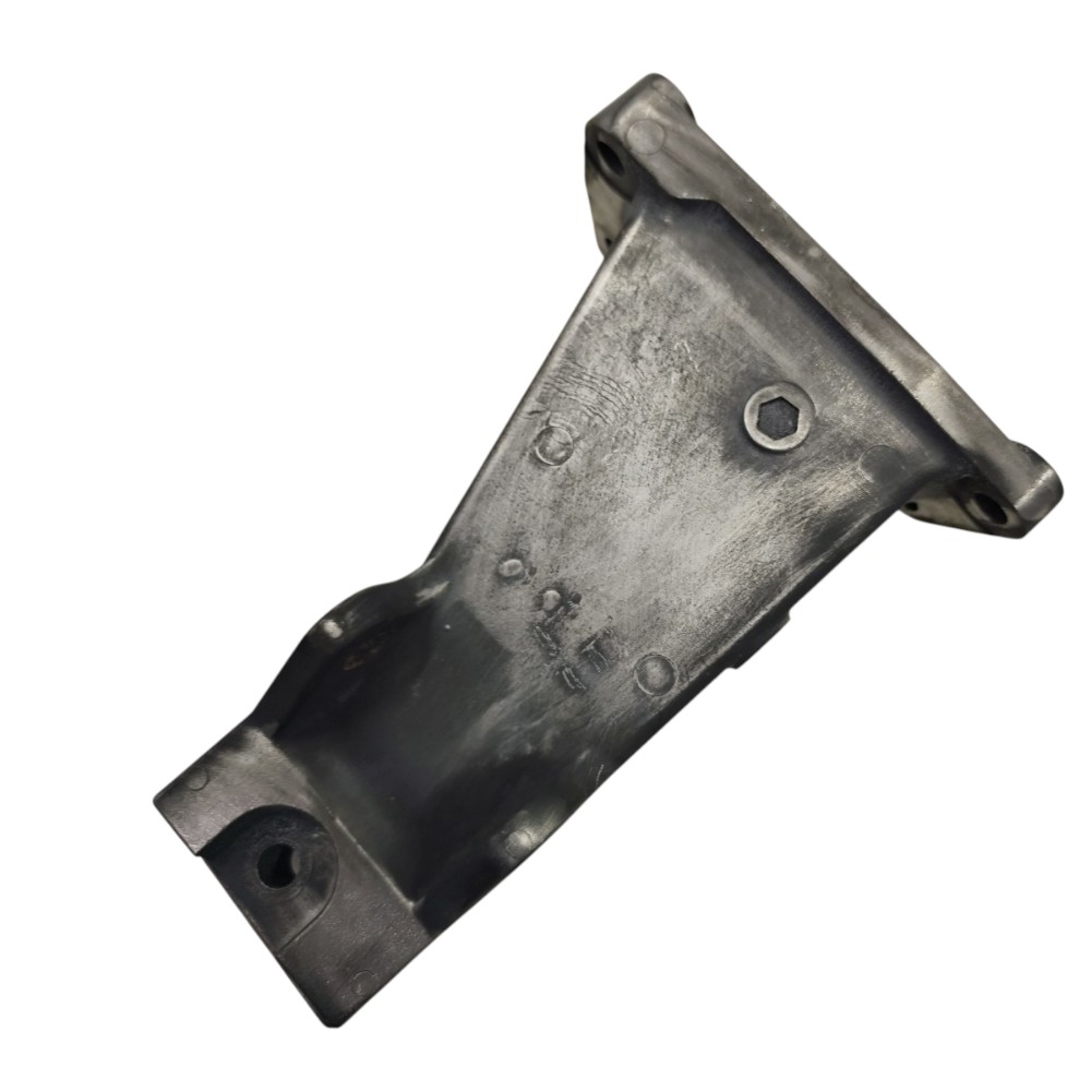 Suporte coxim motor esquerdo Mitsubishi Pajero TR4 2.0 2005 2