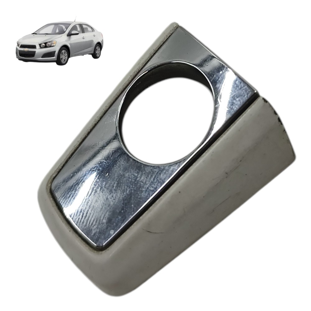Moldura miolo maçaneta motorista GM Sonic 2012 2013 2014