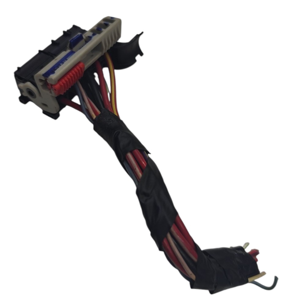 Plug conector módulo conversor potência GM Tracker 1.4 2017 2