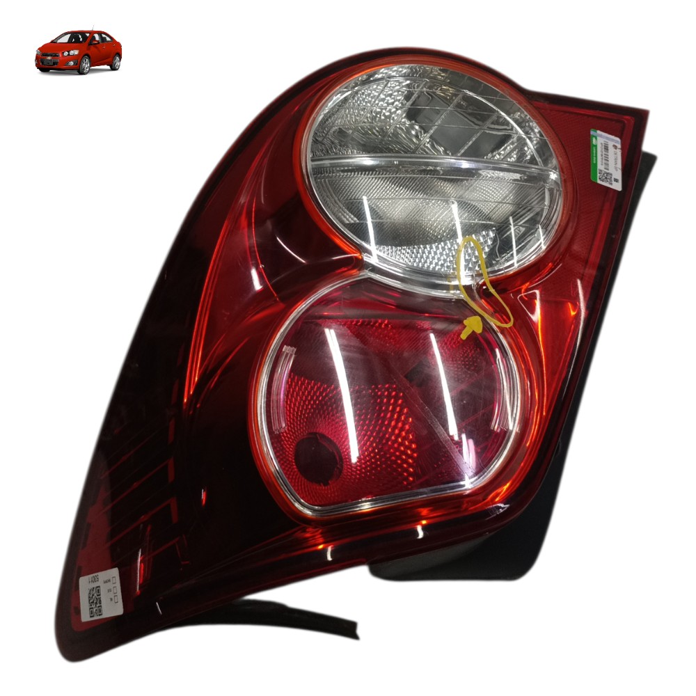 Lanterna direita GM Sonic Sedan 2012 2013 2014 com trinco 1