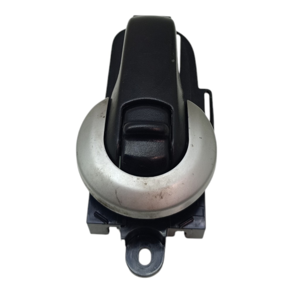Maçaneta Interna Esquerda Nissan Tiida 2012  2011 2010 09 08 Preto Dianteira/traseira 4