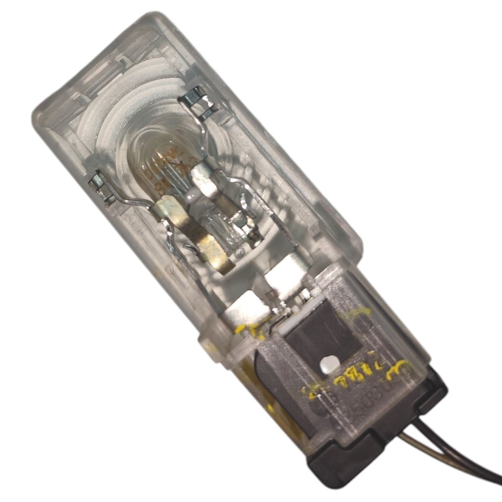 Luz Interna Porta Malas Gm Tracker 2015 2016 2017 2018 2019 4