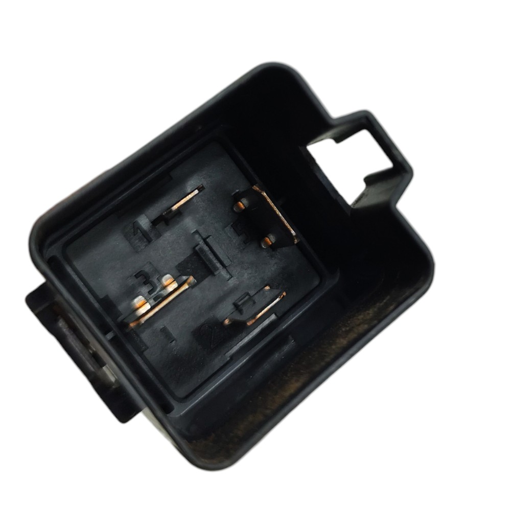 Relé ar condicionado fiat argo 2024 4