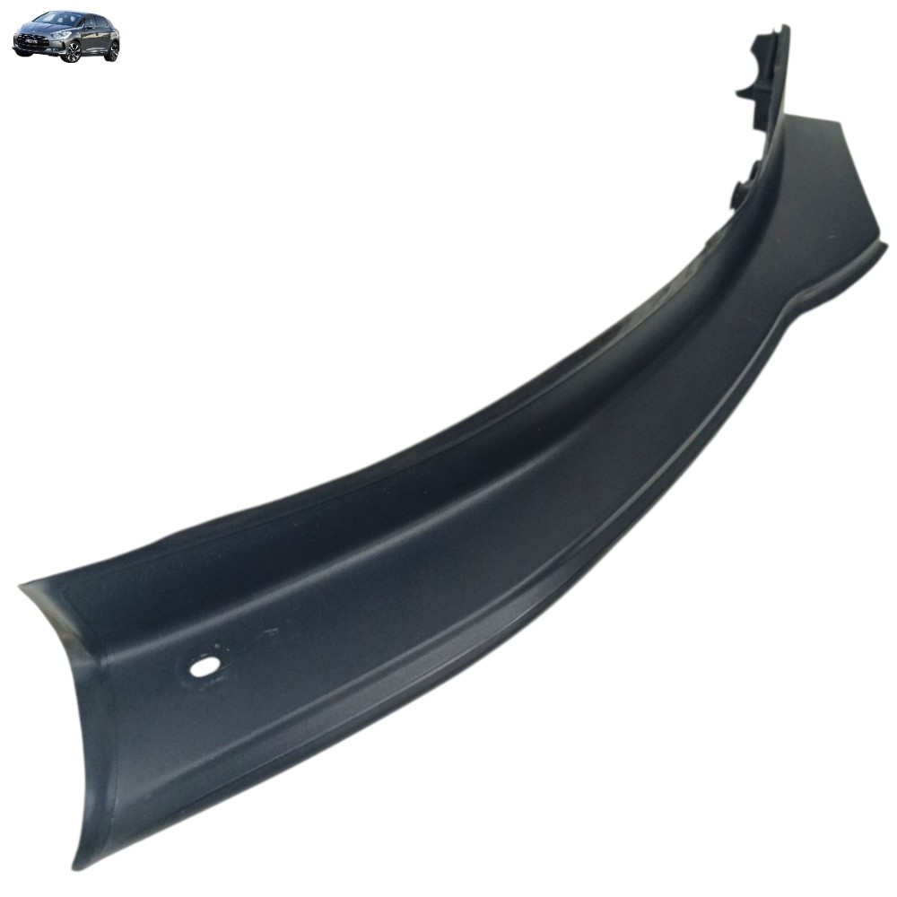 Moldura lateral esquerda tampa traseira Citroen ds5 2013