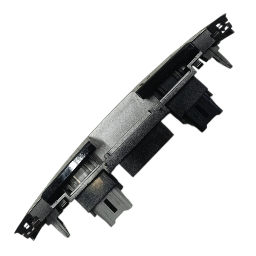 Moldura botão pisca alerta Hyundai ix35 2015 2016 2017 2018 3