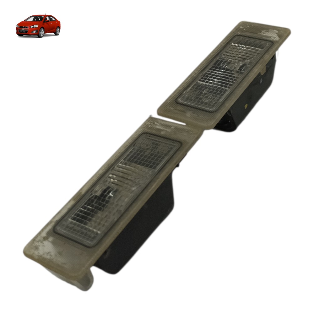 Par luz placa traseira GM Sonic sedan 2012 2013 2014 2