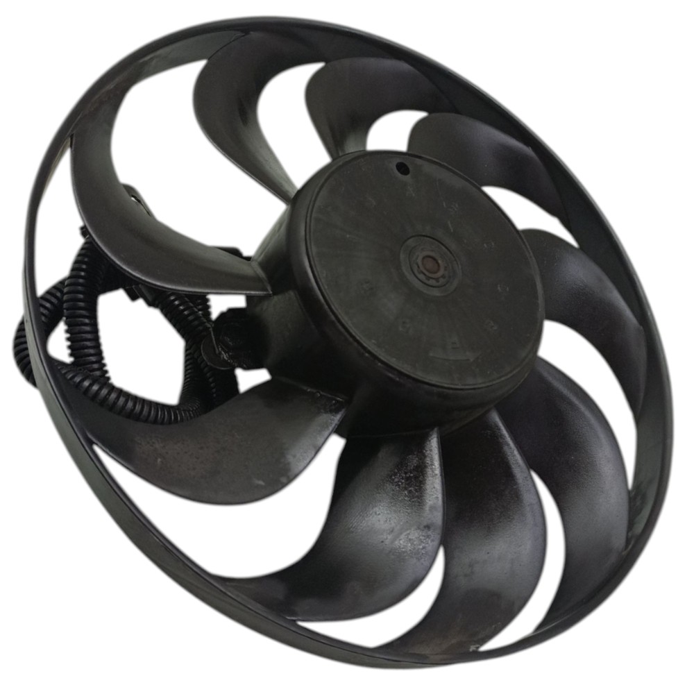 Ventoinha Condensador Ar Vw Audi A3 Golf 1.6 1.8 1999 Á 2009 2