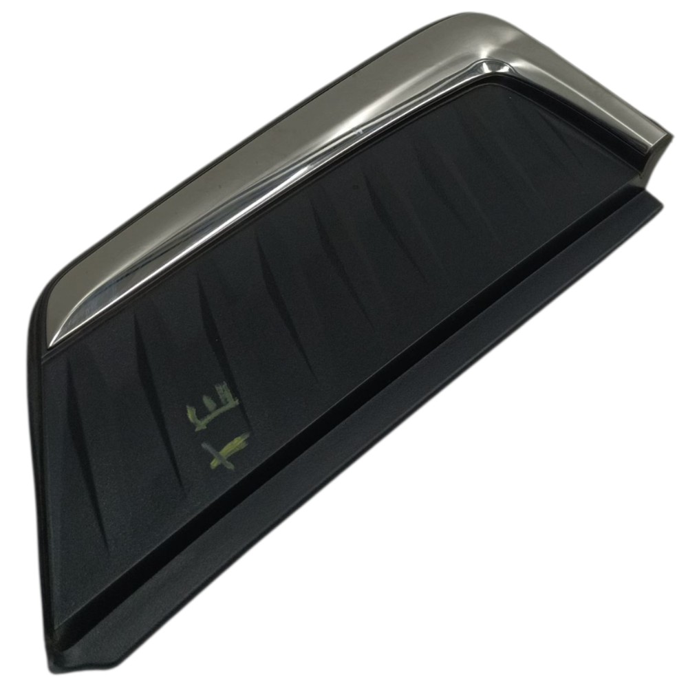 Acabamento Ext Coluna Traseira Esquerda Chery Tiggo 5x 2025 Preto 3