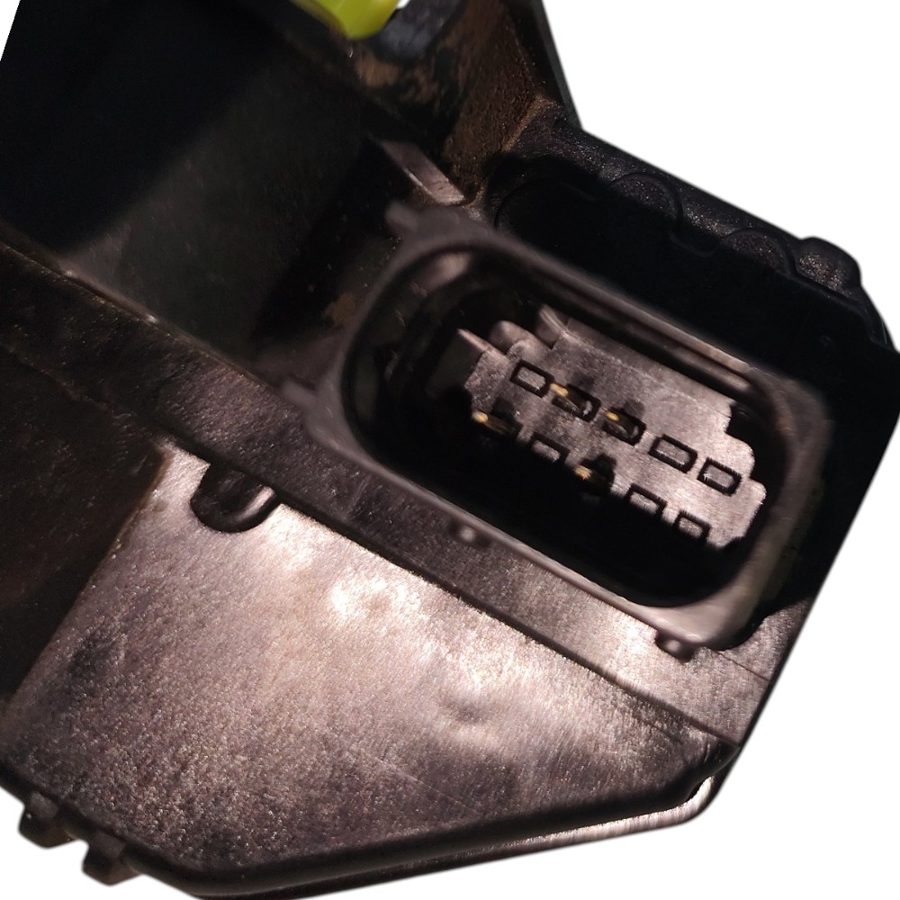 Fechadura porta traseira esquerda GM Sonic 2012 2013 2014 4