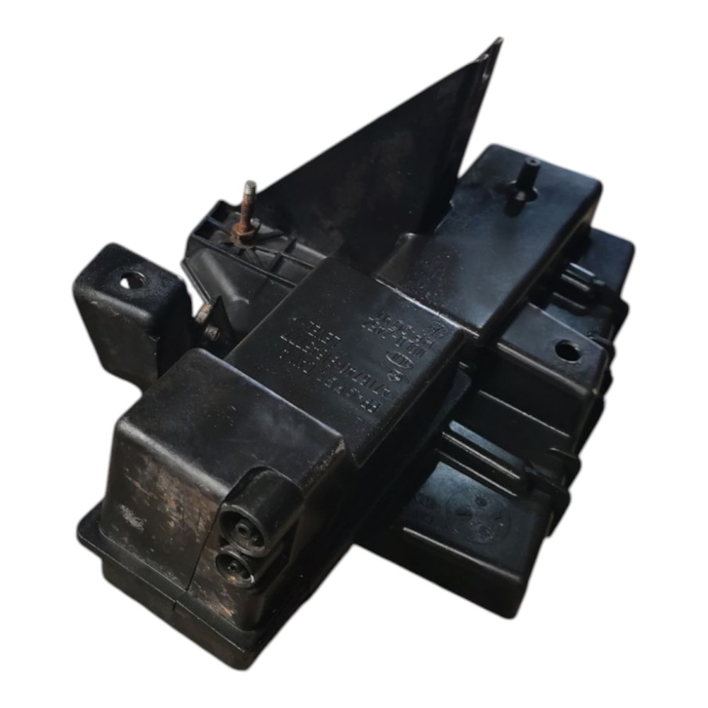 Suporte Base Bateria Grand Caravan 3.8 2000 1999 1998 1997 Preto 3