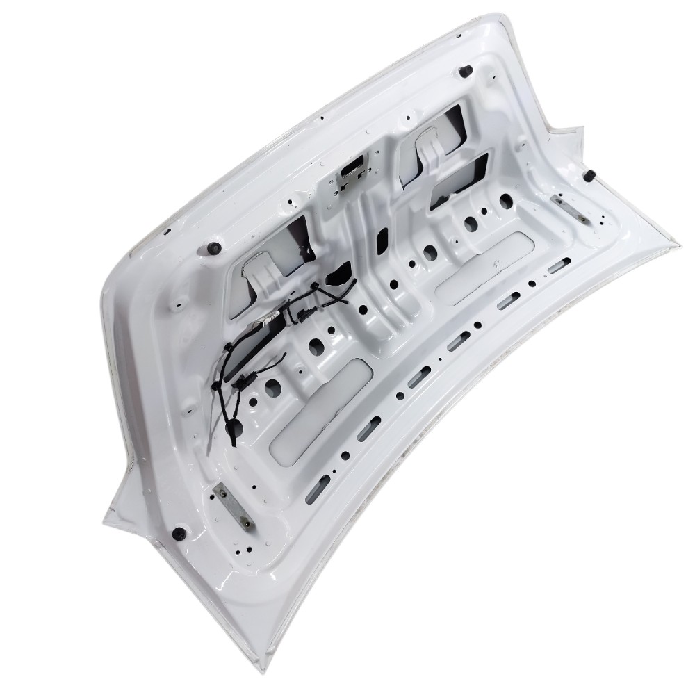 Tampa traseira GM Sonic Sedan 2012 2013 2014 Branco 5