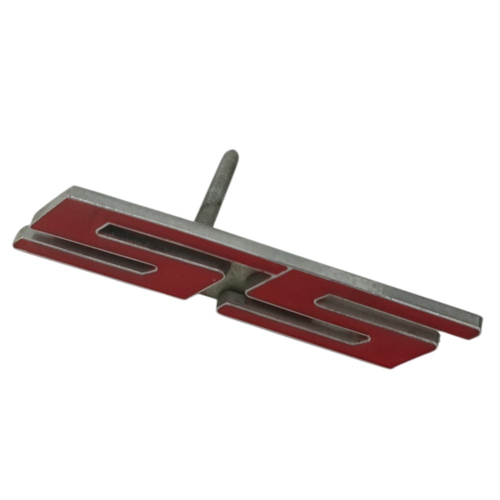 Emblema Ss Grade Parachoque Dianteiro Gm Omega 2008 Prata/vermelho