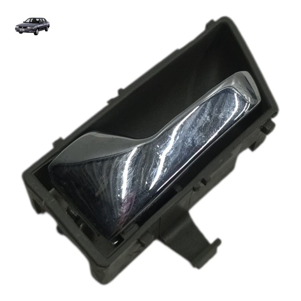 Maçaneta interna cromada esquerda vw Santana 2000 2001 2002 1