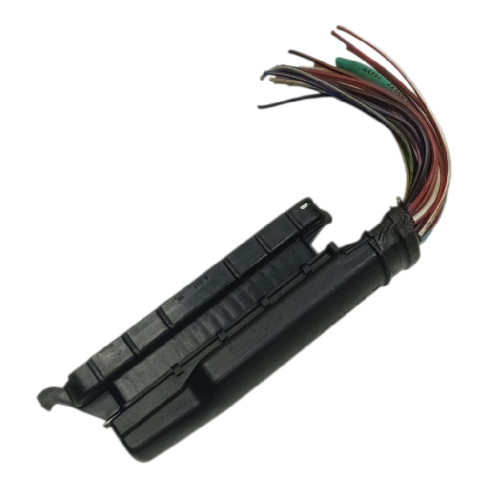 Plug conector módulo injeção Fiat Uno 1.0 gasolina 1995 1996 4