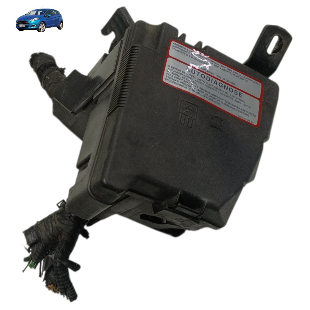 Caixa fusível externa ford New Fiesta 1.6 powershift 2014 15 1
