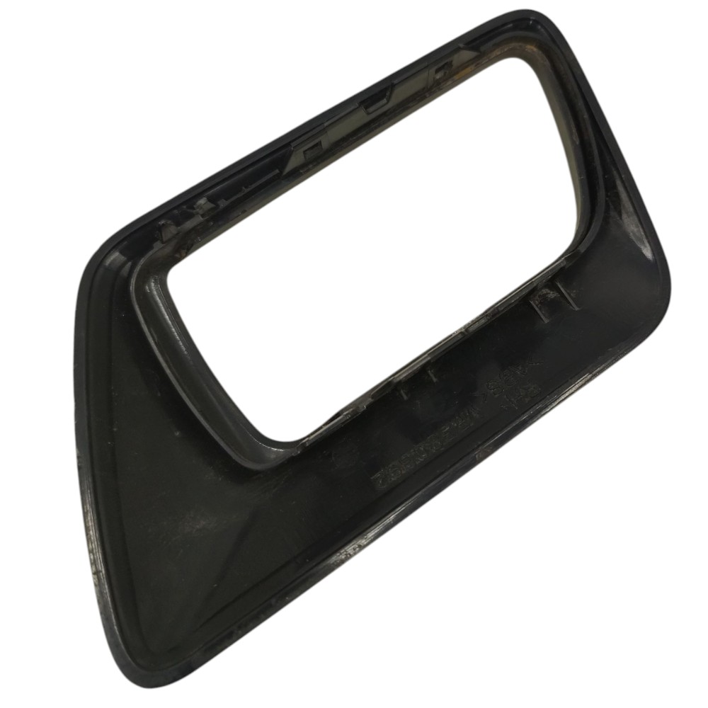 Moldura maçaneta traseira direita Pajero tr4 2004 2005 2006 3
