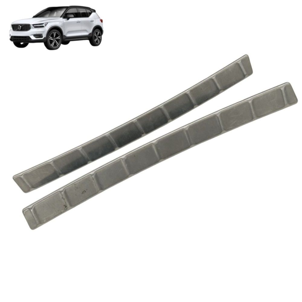 Par Friso Acabamento Soleira Porta Malas Volvo Xc40 2022 21 Cinza