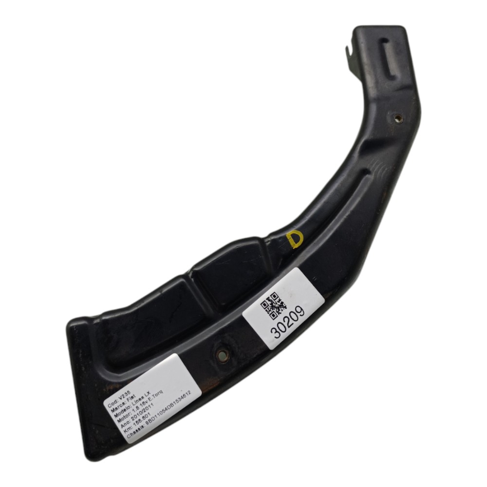 Guia Lado Direito Parachoque Traseiro Fiat Linea 2010 2011 4