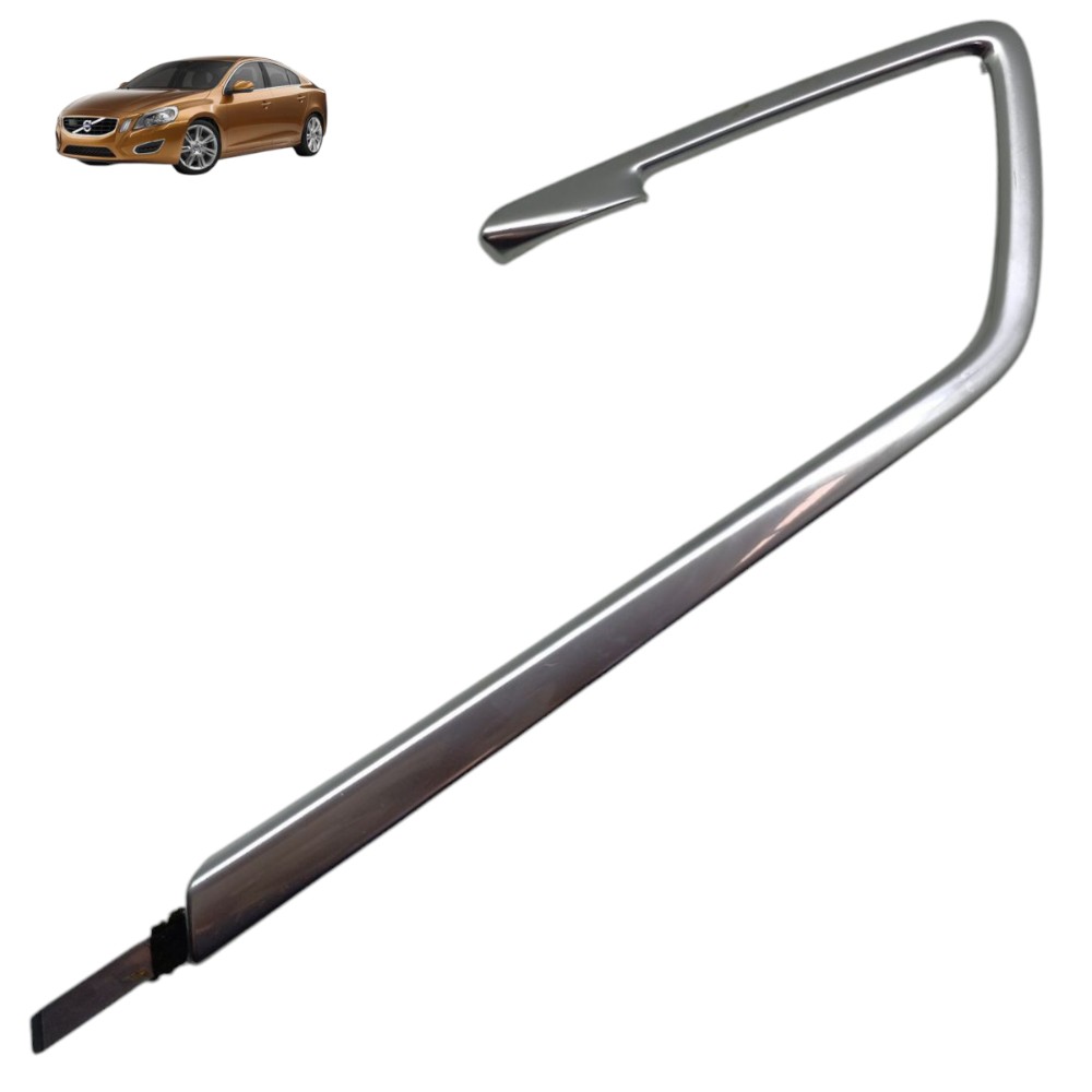 Moldura Forro Porta Dianteira Esquerda Volvo S60 2011 2012 Prateado 1