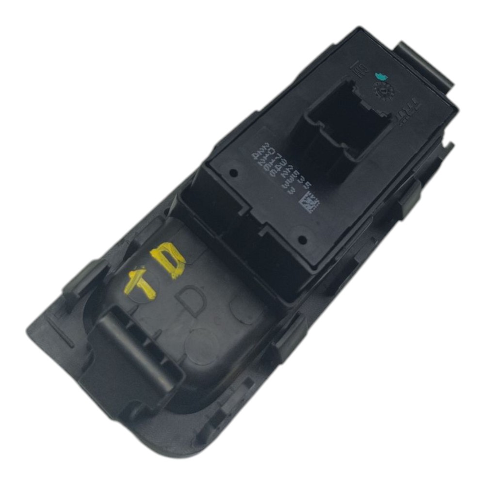 Botão Vidro Porta Traseira Direita Gm Prisma 2014 2015 2016 3