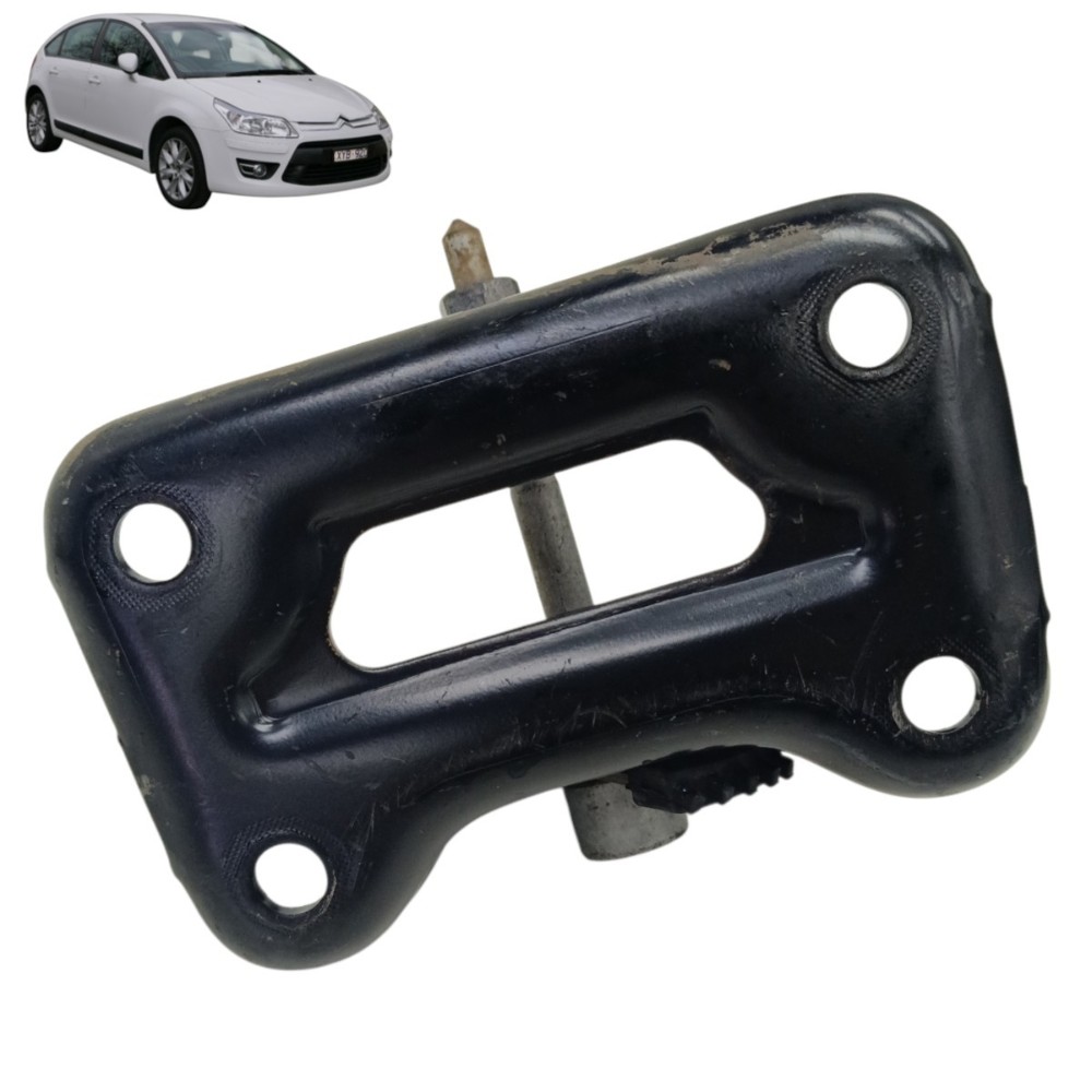 Suporte esquerdo eixo traseiro Citroen c4 2009 2010 2011