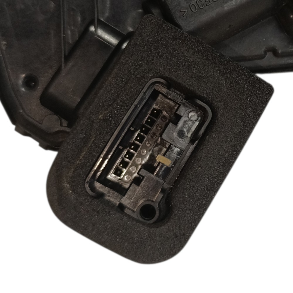 Fechadura porta dianteira direita VW Polo virtus 2019 2020 4
