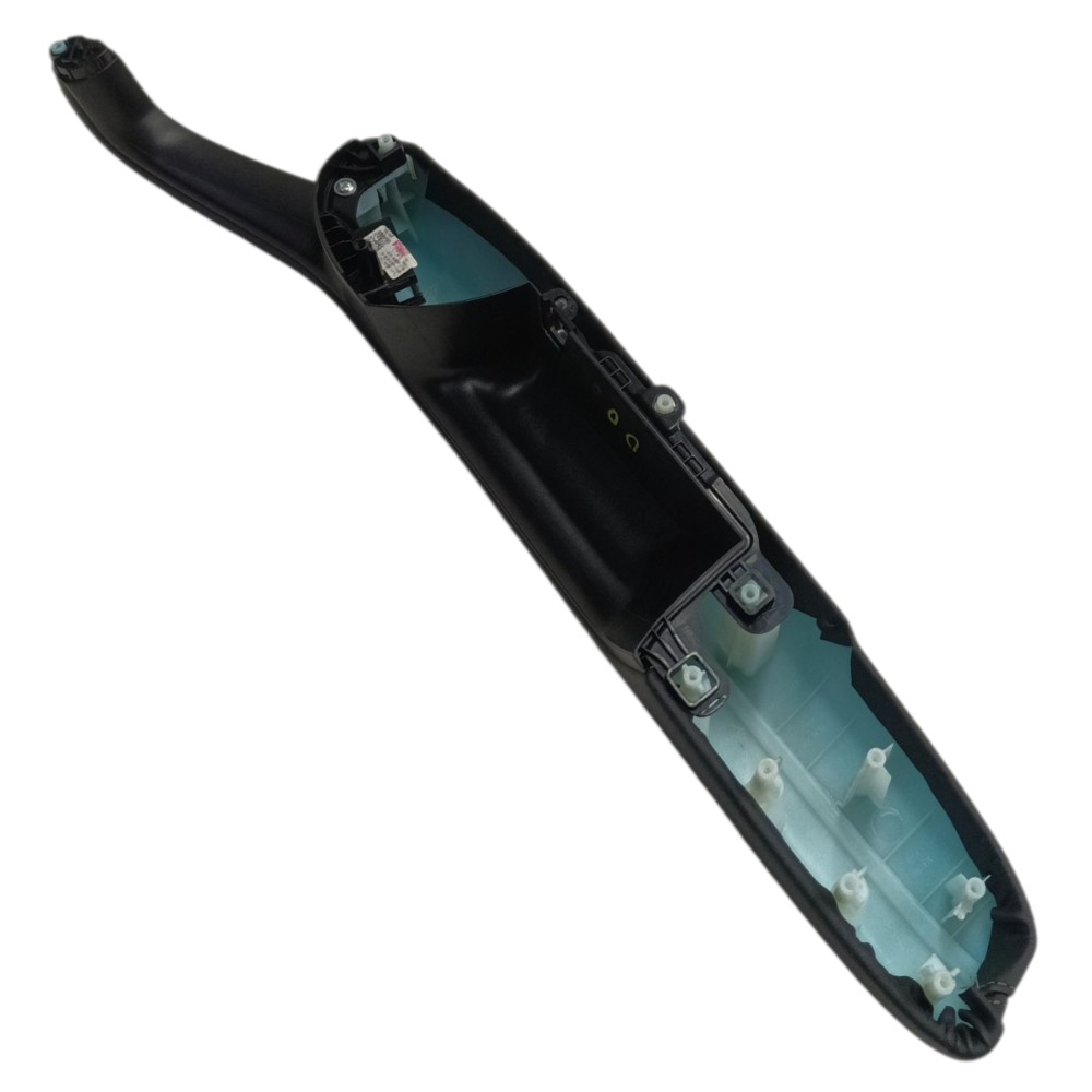 Moldura Puxador Porta Dianteira Direita Chery Tiggo 5x 2025 – Preto 4