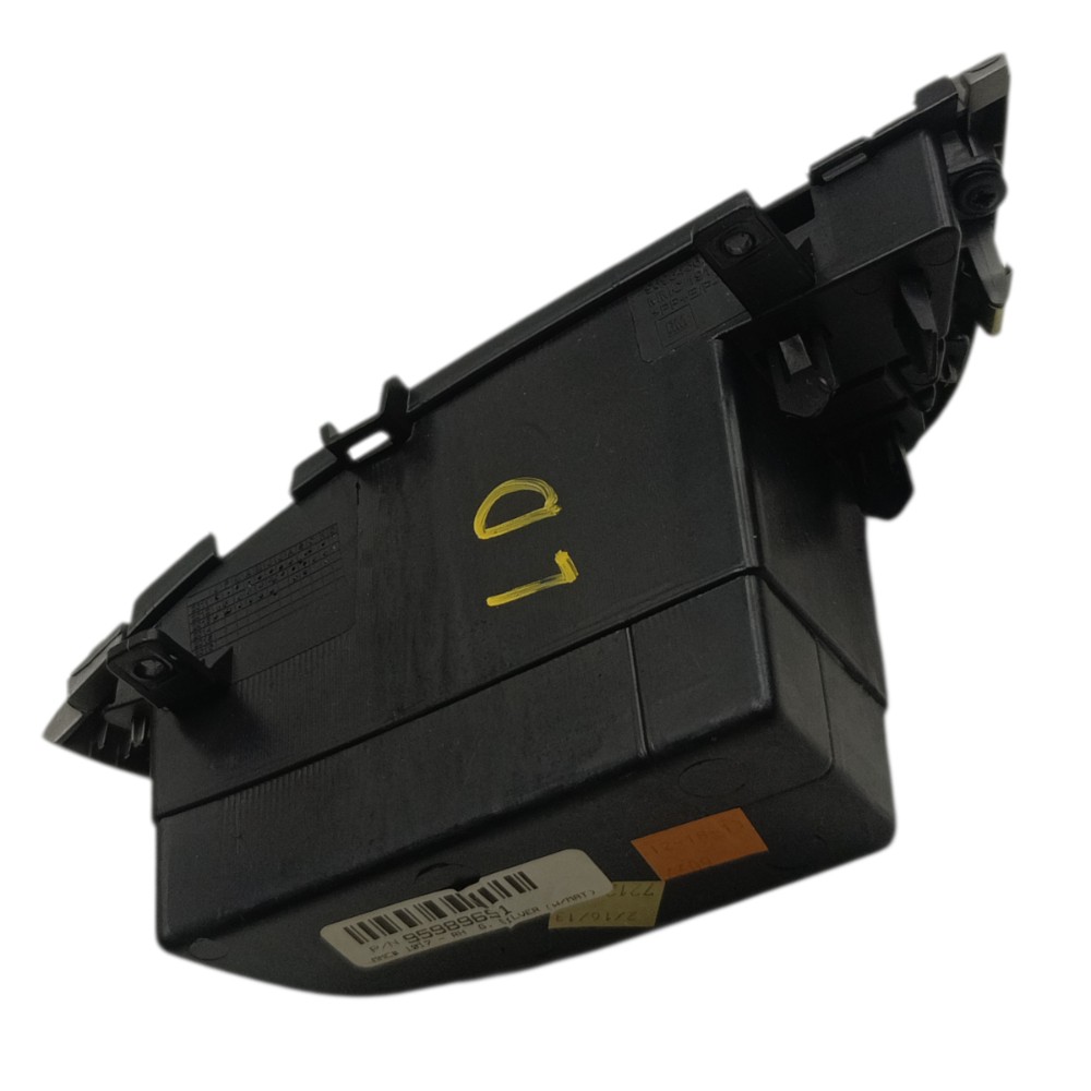 Porta objetos direito painel GM Sonic 2014 2013 2012 4